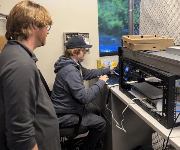 Preventing Production Downtime with Reliable IT in Manufacturing